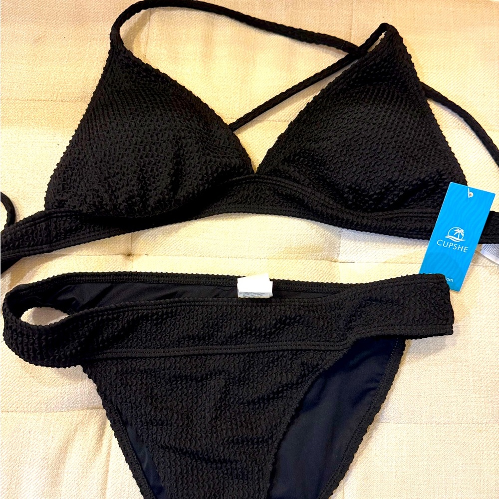 CUPSHE swim black bikini NWT